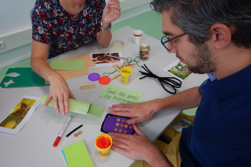 In ko-kreativen Workshops diskutieren Menschen aus ganz unterschiedlichen Bereichen, welche Leitlinien für die Ausbildung in der Bioökonomie gelten sollen.